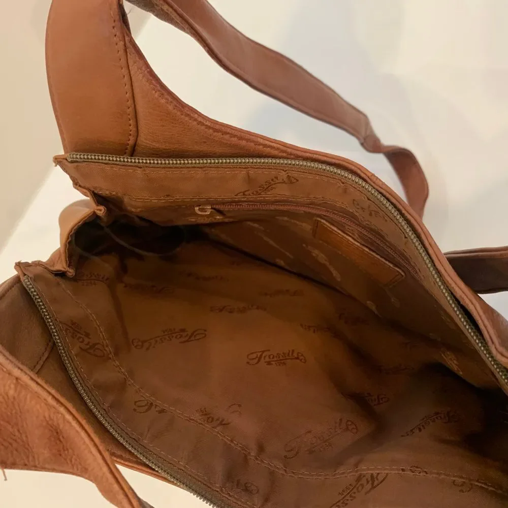 EUC Fossil Vintage Brown Leather Hobo Shoulder Bag‎ with Multiple Pockets